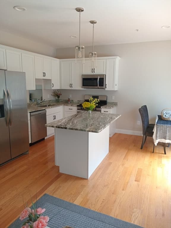 27 Dora Dr # B, Taunton MA 02780 photo 5