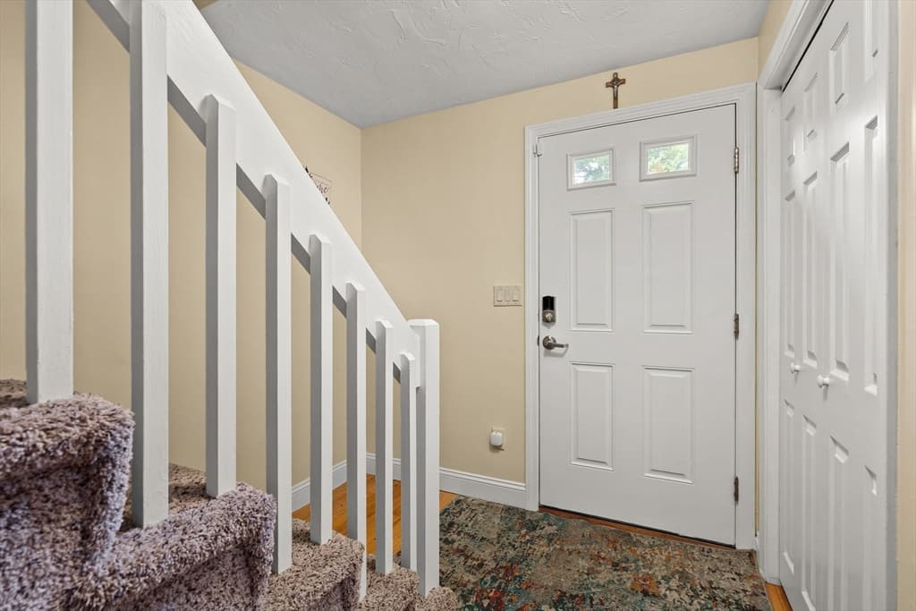 Condominium at 24 Hilltop Ln # 24, Easton MA 02375, Easton, photo 13 of 42
