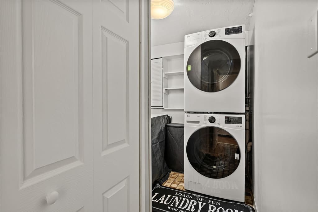 Condominium at 24 Hilltop Ln # 24, Easton MA 02375, Easton, photo 39 of 42