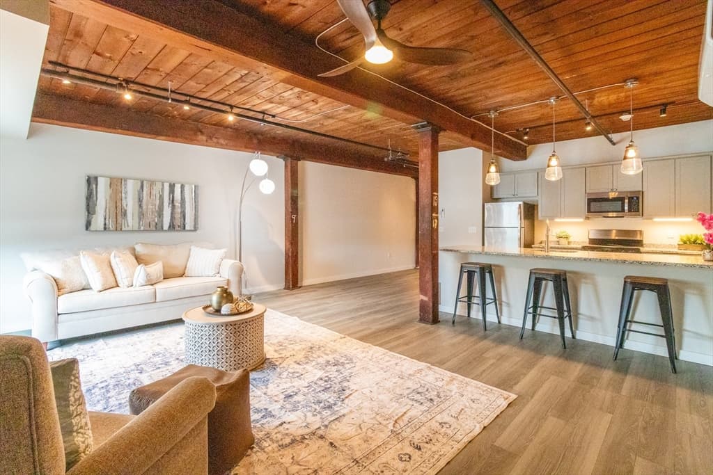 55 Sterling St # 312M, Clinton MA 01510 photo 4