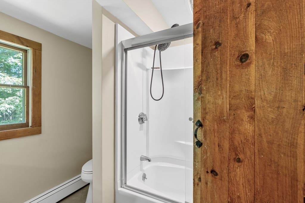 318 Circuit St, Hanover MA 02339 photo 22