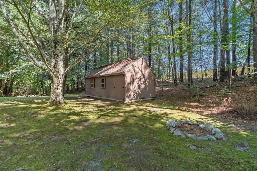 318 Circuit St, Hanover MA 02339 photo 30