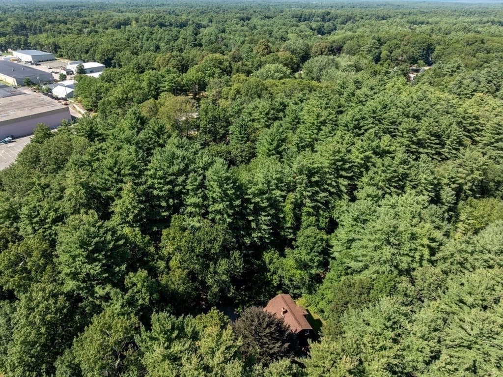 318 Circuit St, Hanover MA 02339 photo 34