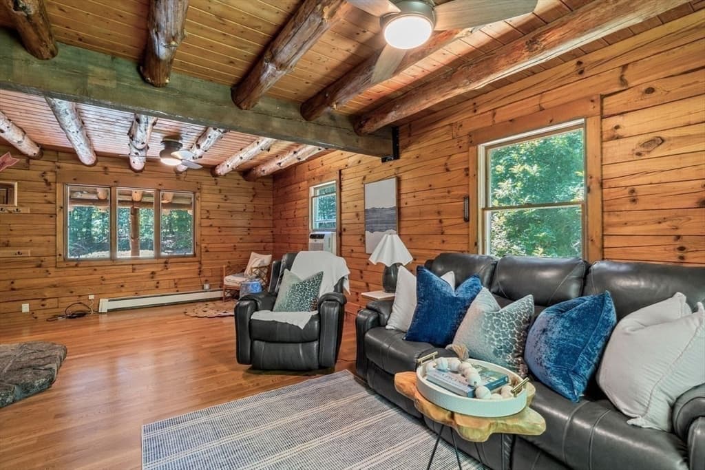 318 Circuit St, Hanover MA 02339 photo 10