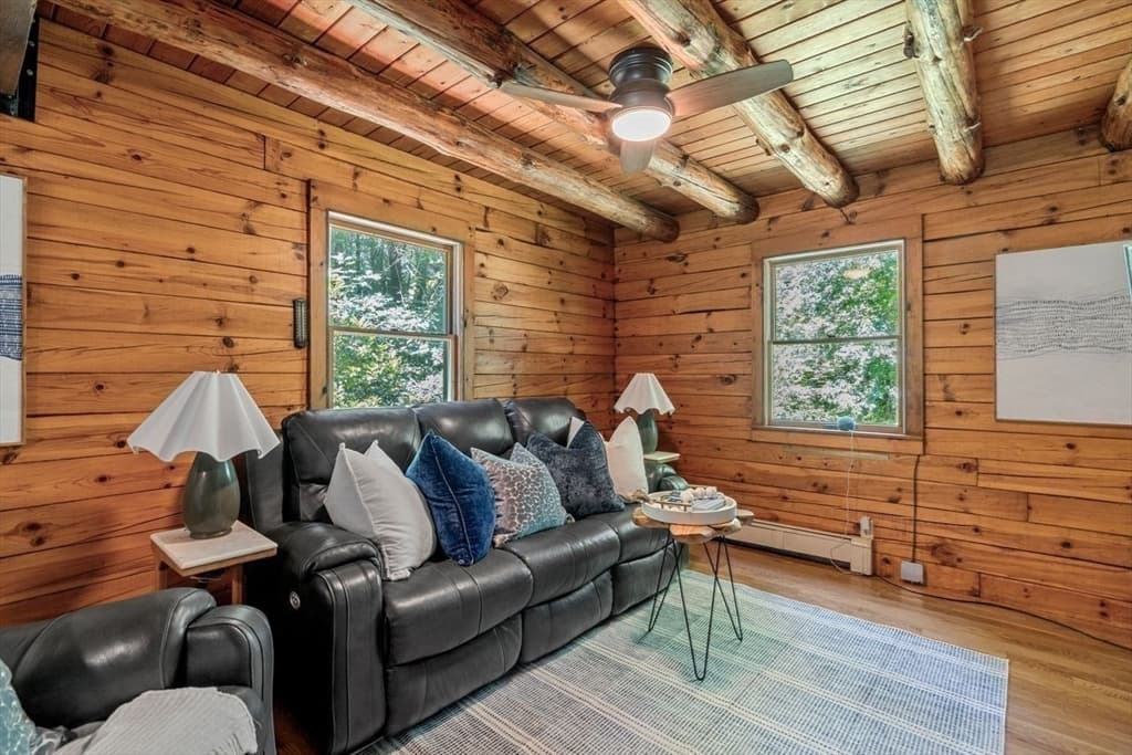318 Circuit St, Hanover MA 02339 photo 11