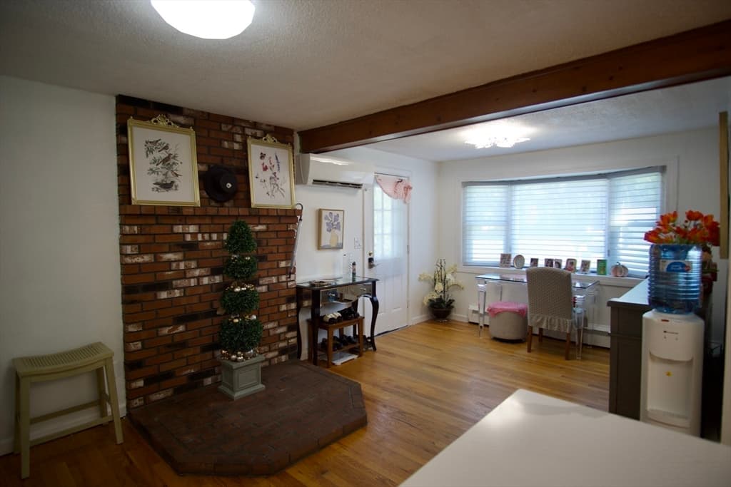 24 Herbert St, Longmeadow MA 01106 photo 5