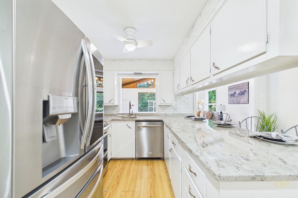 Single Family Residence at 206 Lafayette St, Fall River MA 02723, Fall River, photo 10 of 38