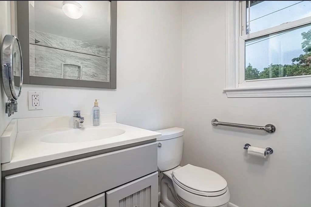 304 Primrose Hill Rd, Dracut MA 01850 photo 12