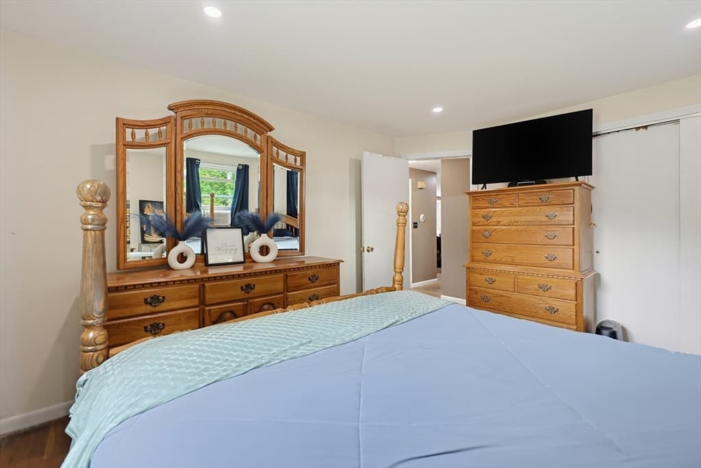 304 Primrose Hill Rd, Dracut MA 01850 photo 10
