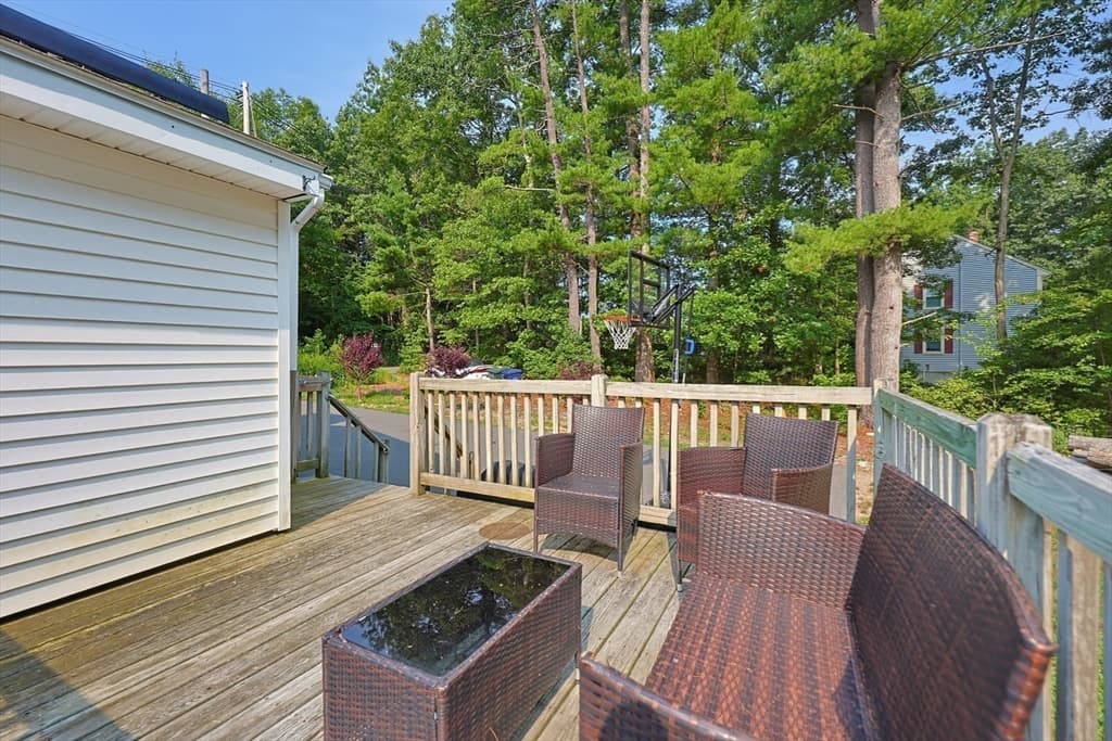 304 Primrose Hill Rd, Dracut MA 01850 photo 25