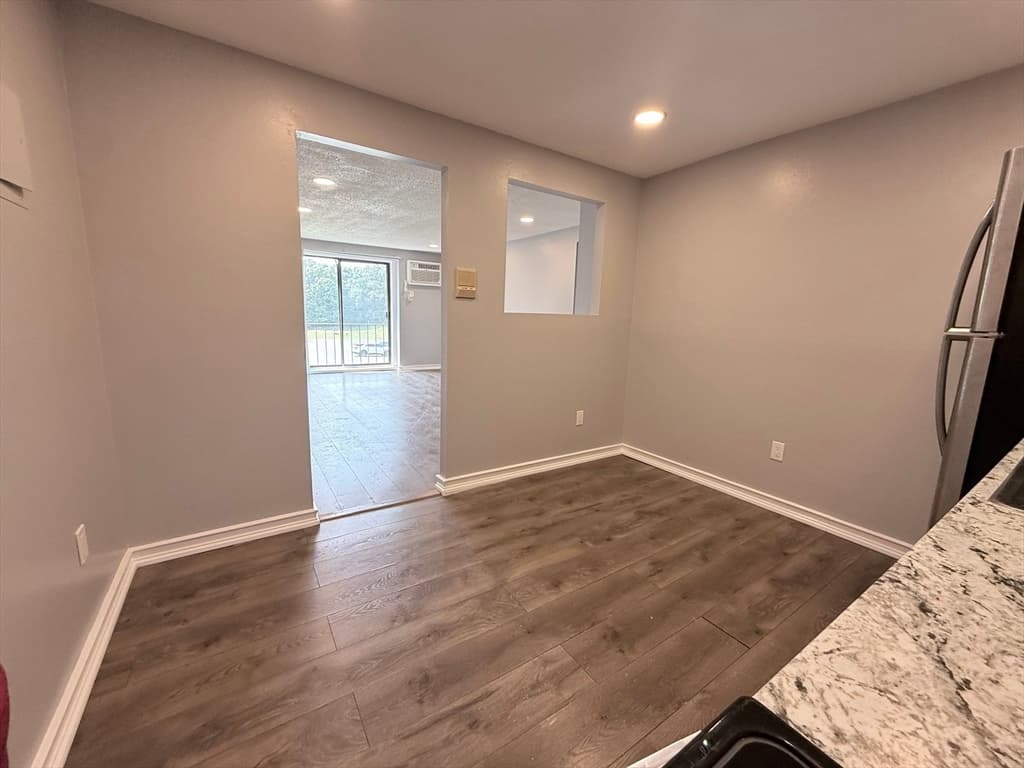 127 King St # 209, Franklin MA 02038 photo 5