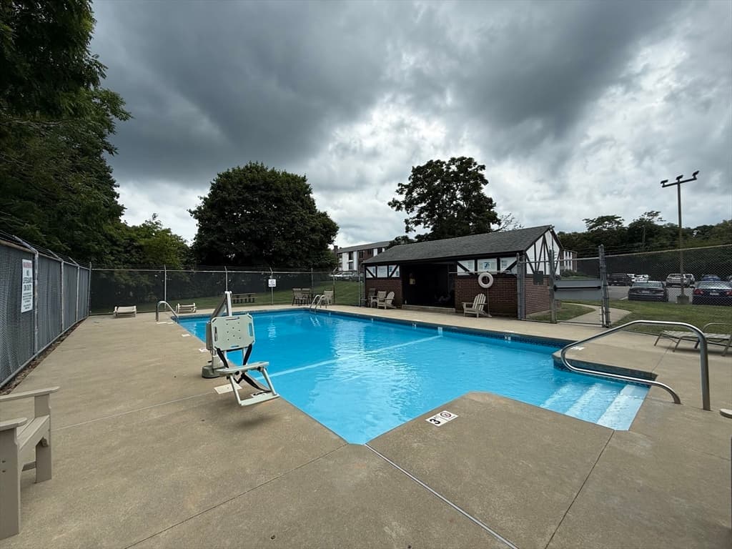 127 King St # 209, Franklin MA 02038 photo 15