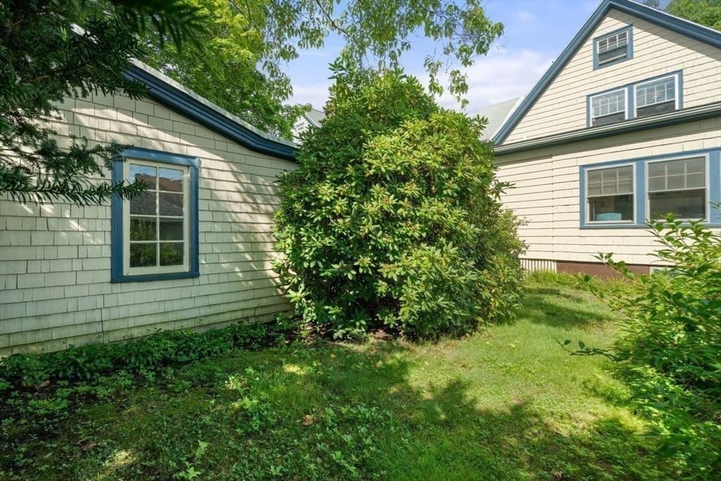 11 Hampden Street, Swampscott MA 01907 photo 30