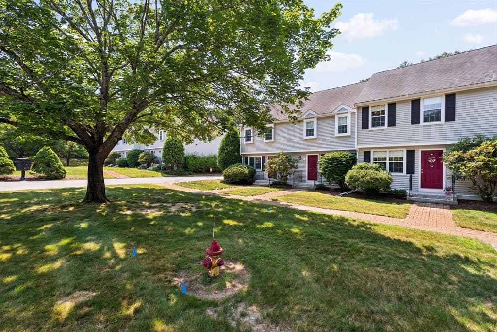 161 Winter St # 6, Hanson MA 02341