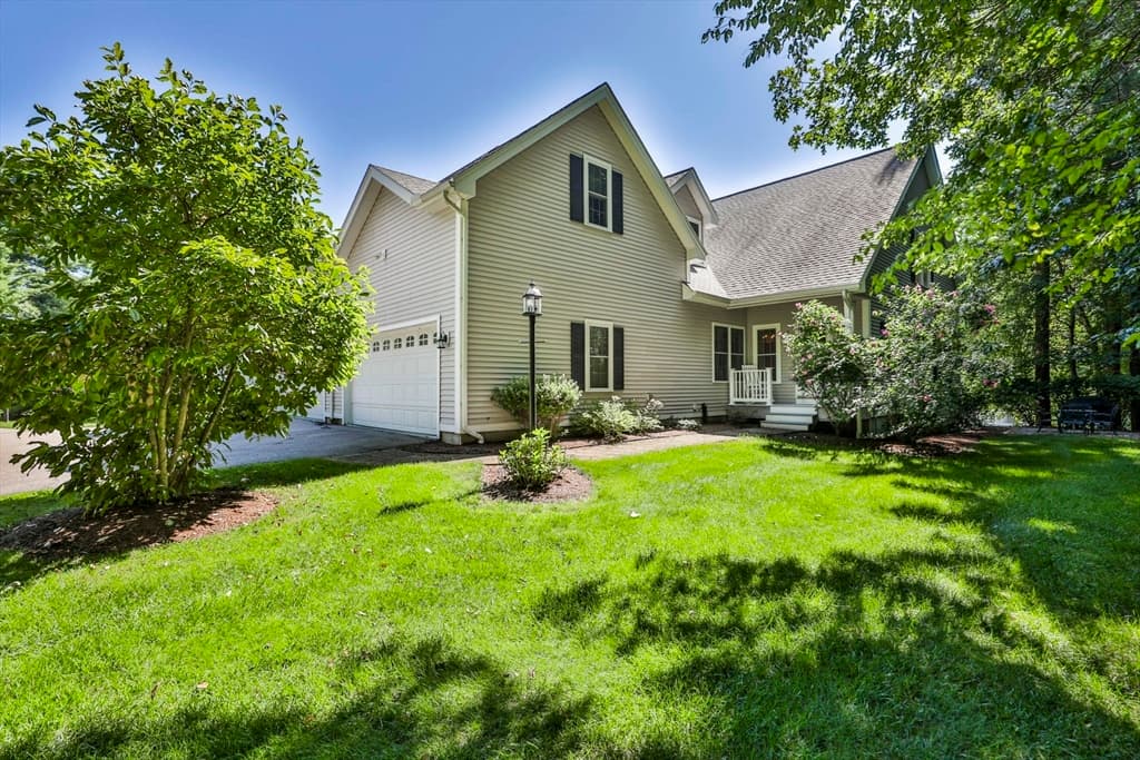 9 Partridge Ln # 9, Atkinson NH 03811