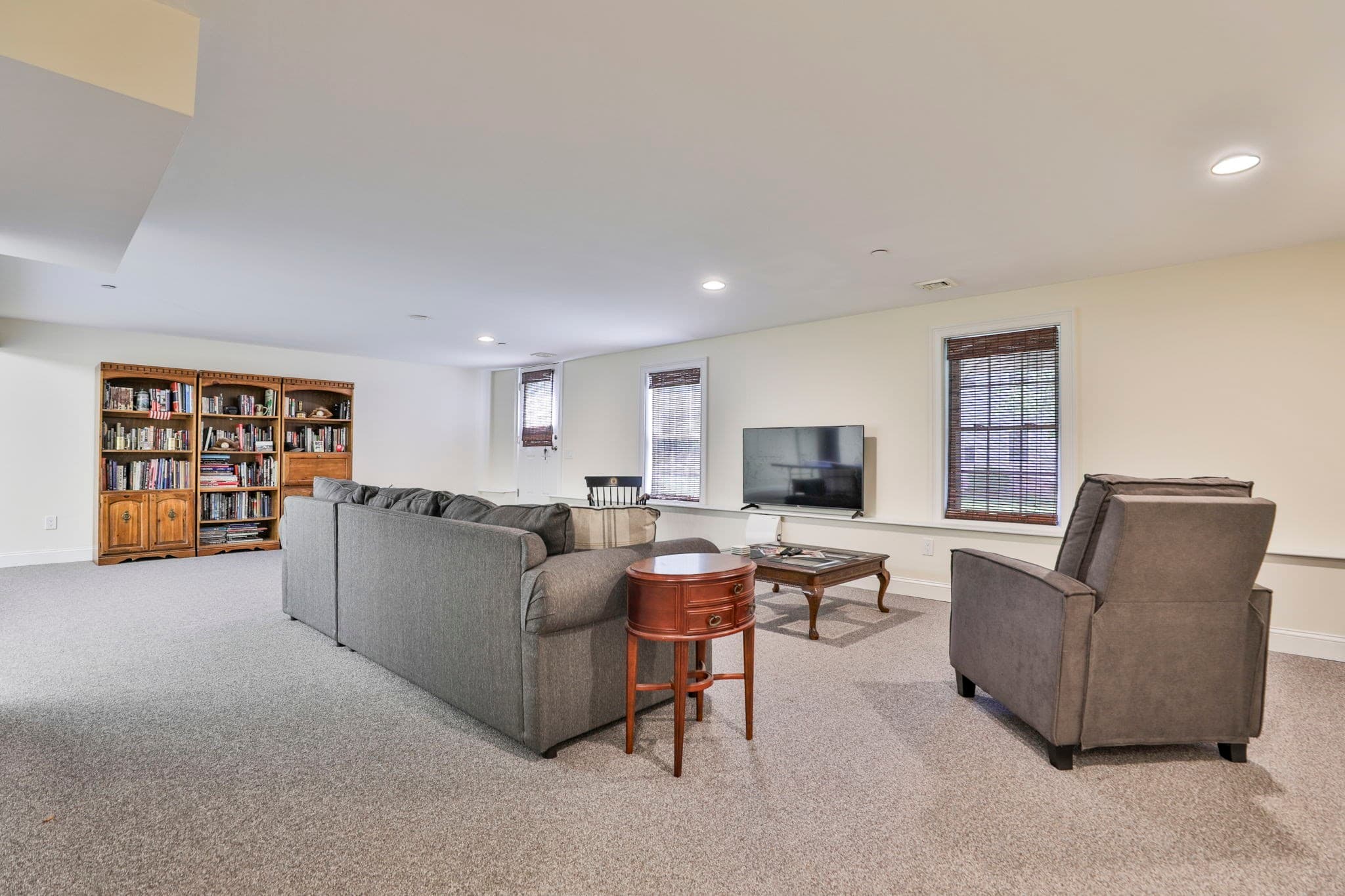 Condominium at 9 Partridge Ln # 9, Atkinson NH 03811, Atkinson, photo 37 of 42