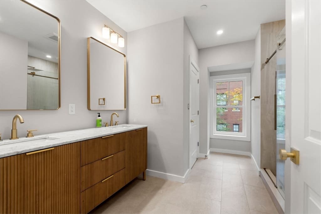 59 Perrin St, Boston MA 02119 photo 20