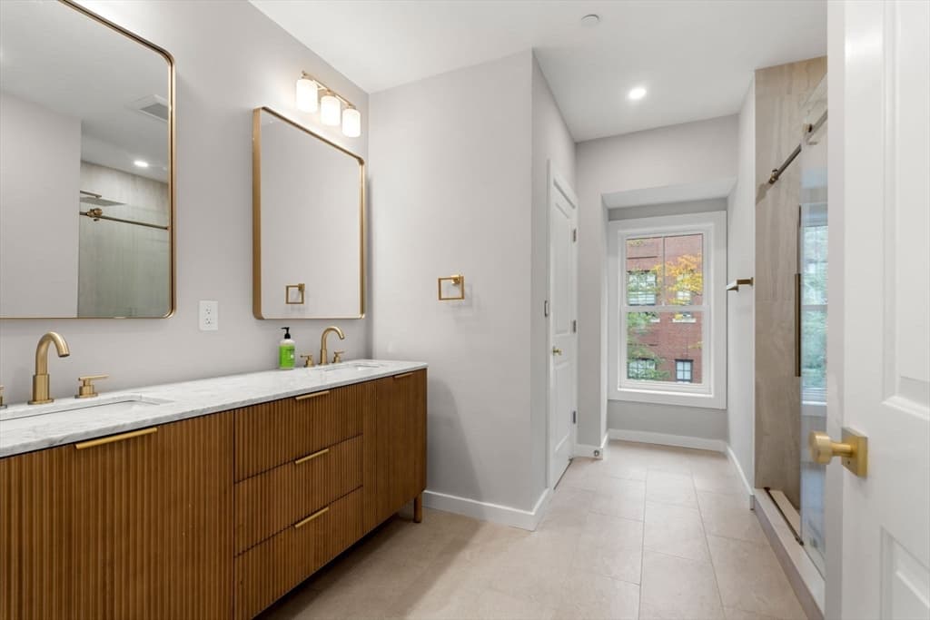 59 Perrin St, Boston MA 02119 photo 35