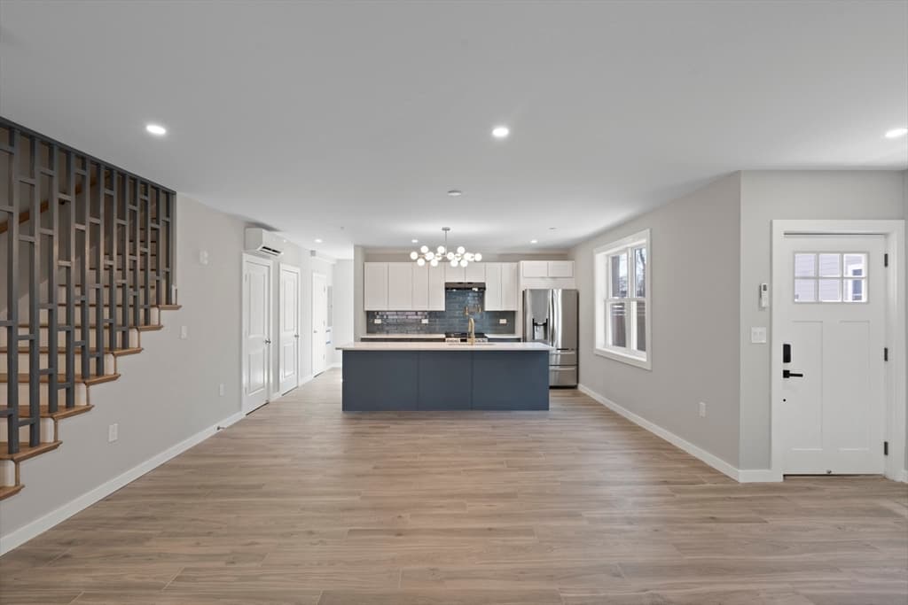 59 Perrin St, Boston MA 02119 photo 39