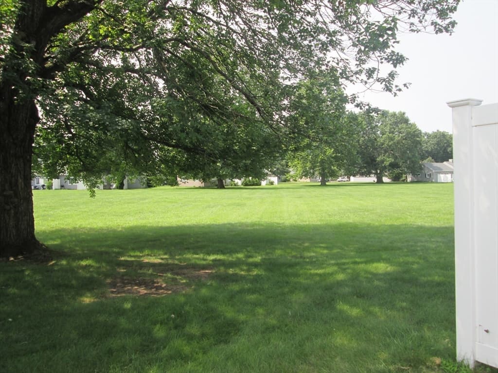 188 Horseshoe Dr # 188, Chicopee MA 01022 photo 22