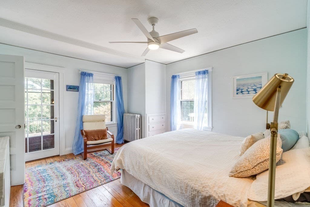 116 Pleasant St, Holyoke MA 01040 photo 18