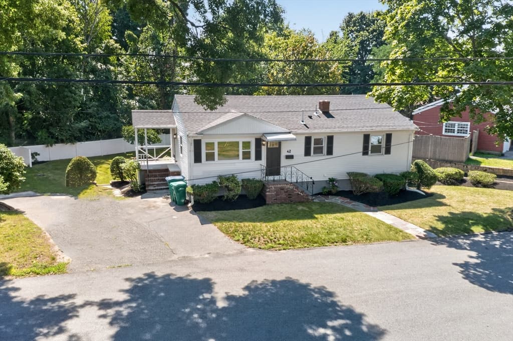 42 Bickford St, Lynn MA 01904 photo 5