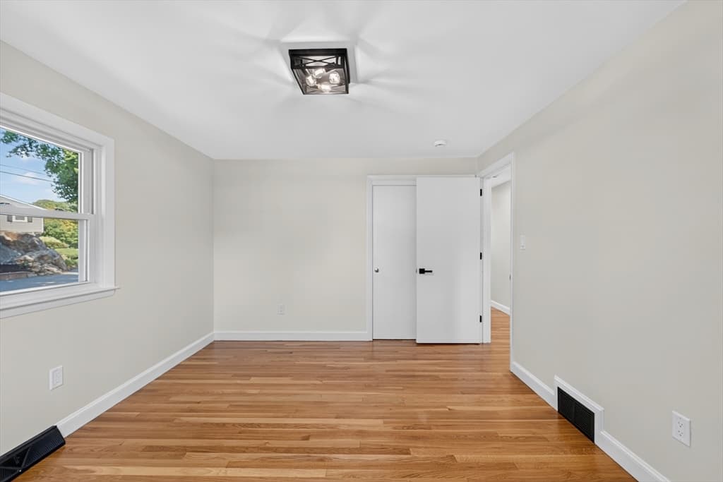 42 Bickford St, Lynn MA 01904 photo 25
