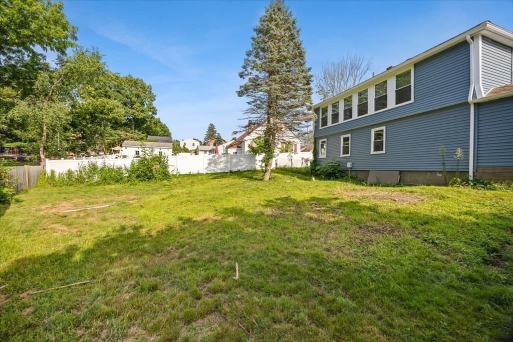 1381 Cohannet St, Taunton MA 02780 photo 19
