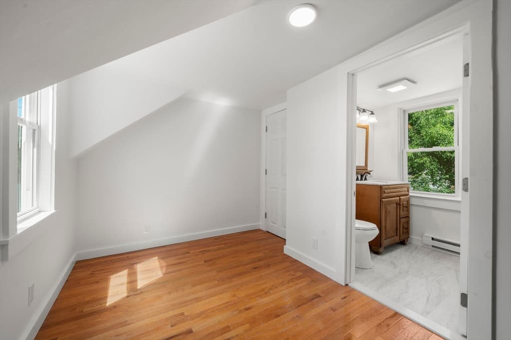 29 Sandwich Rd, Wareham MA 02571 photo 14