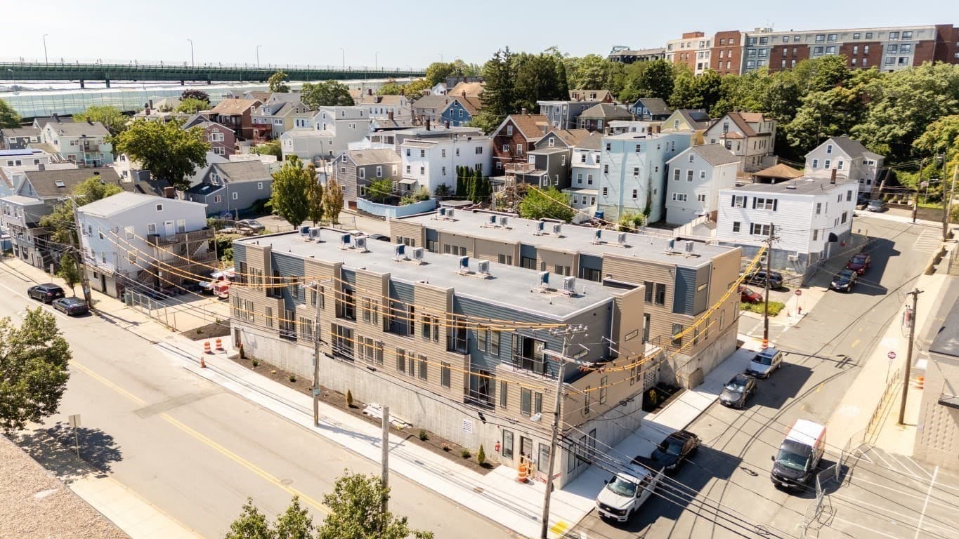 Condominium at 150 Williams # 7, Chelsea MA 02150, Chelsea, photo 11 of 17