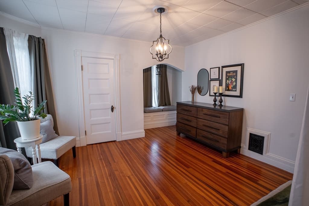 37 Pineywoods Ave, Springfield MA 01108 photo 21