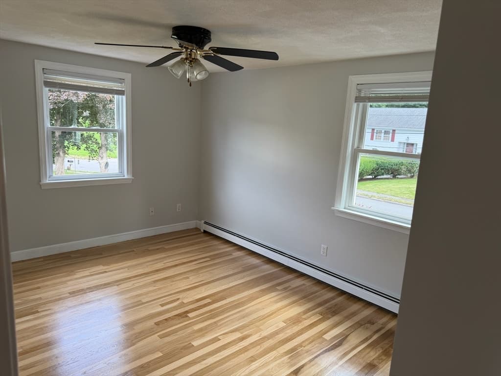 6 Canterbury Rd, Woburn MA 01801 photo 17
