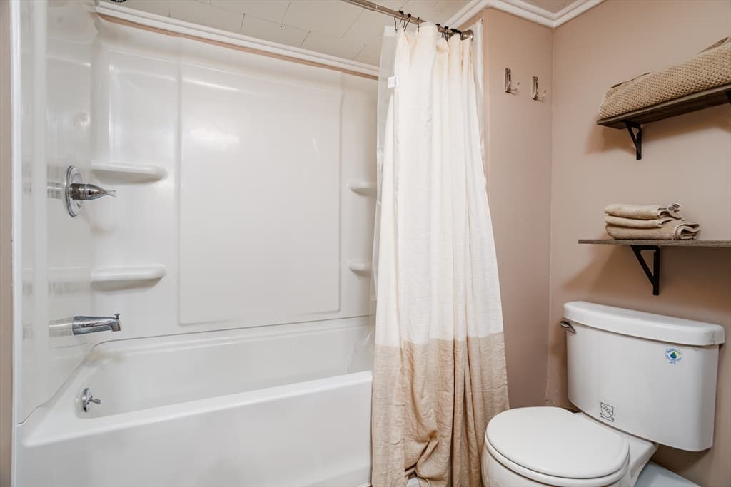 124 Highland Avenue, Athol MA 01331 photo 12