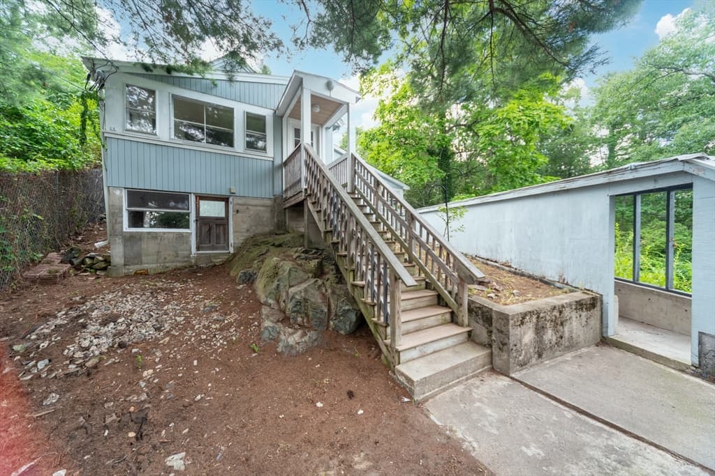 46 Circle Rd, Malden MA 02148 photo 3