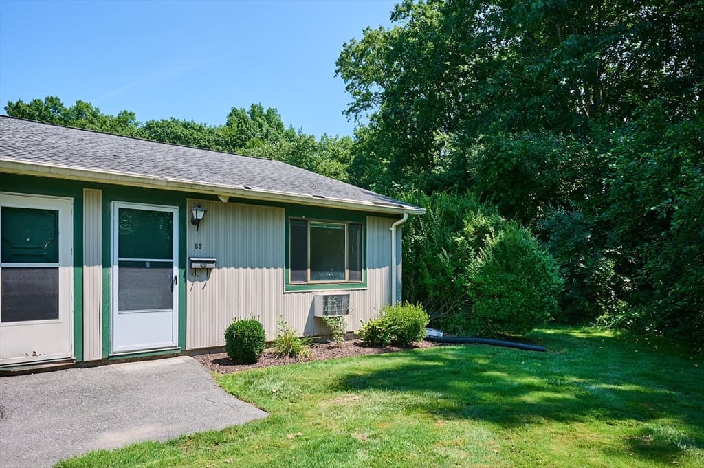 170 E Hadley Rd # 85, Amherst MA 01002 photo 3