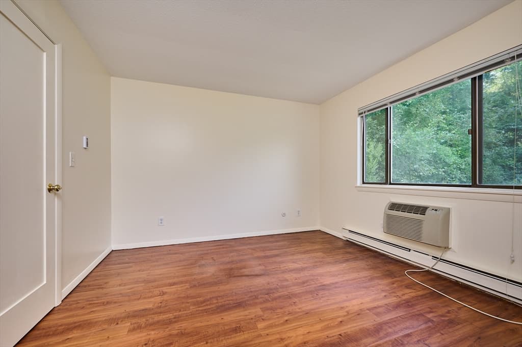 170 E Hadley Rd # 85, Amherst MA 01002 photo 9