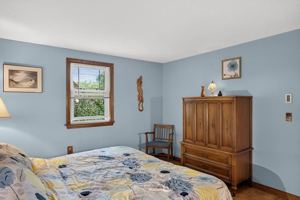 106 Tanglewood Dr, Falmouth MA 02536 photo 17