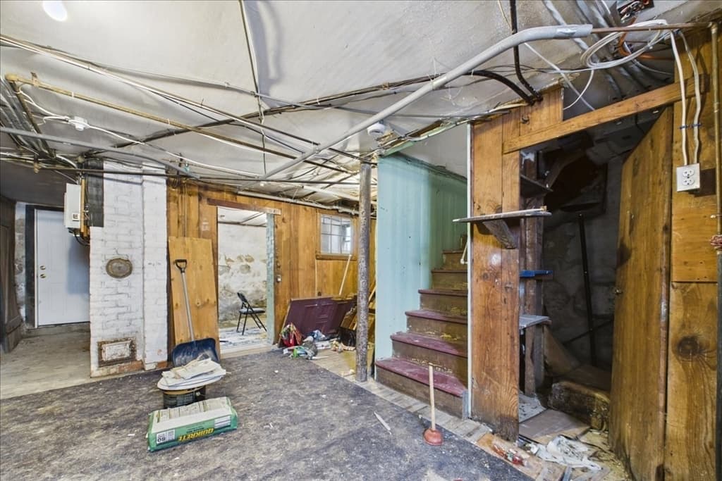 121 Almy St, Fall River MA 02720 photo 30
