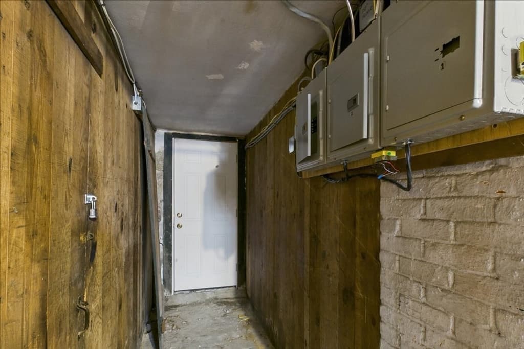121 Almy St, Fall River MA 02720 photo 34