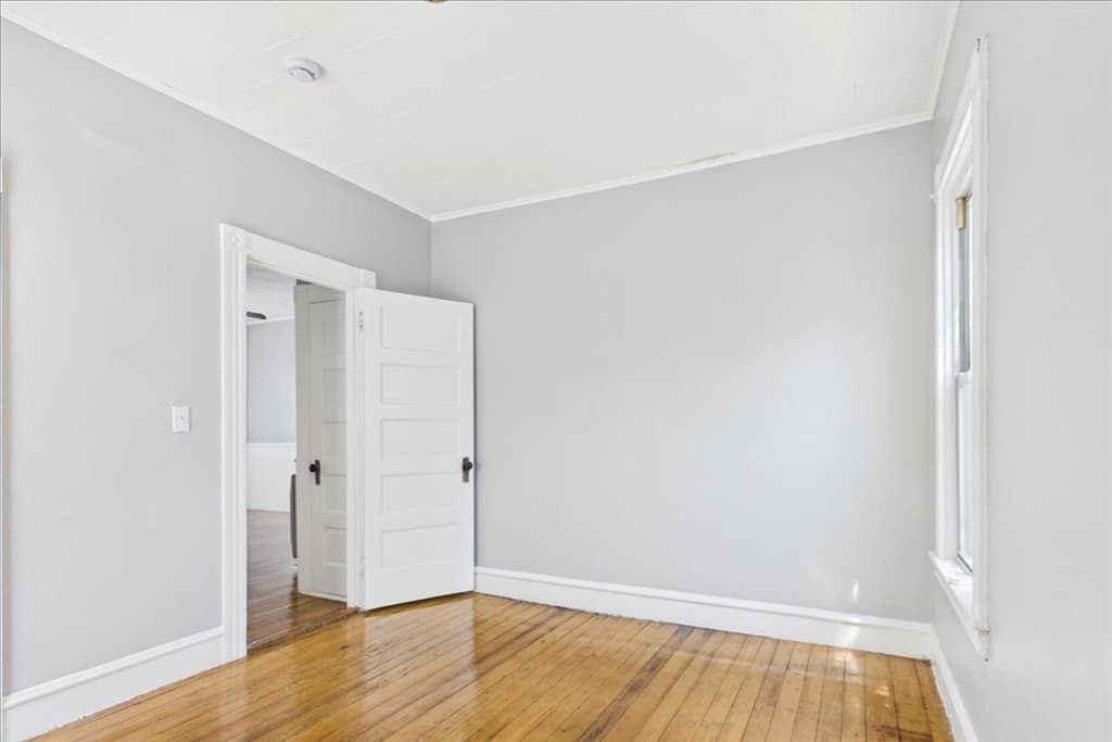 121 Almy St, Fall River MA 02720 photo 10