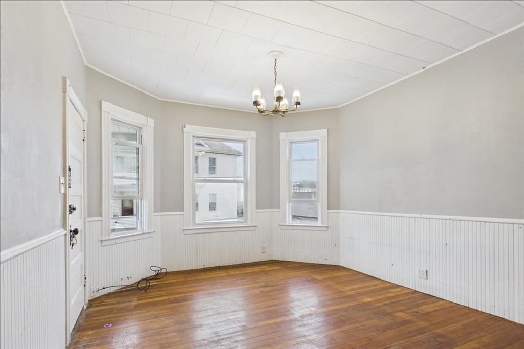 121 Almy St, Fall River MA 02720 photo 15