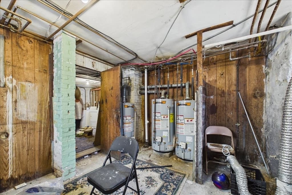 121 Almy St, Fall River MA 02720 photo 31