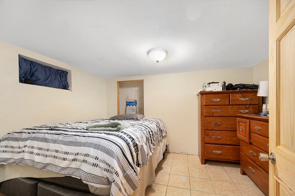 292 California Ave, Providence RI 02905 photo 27