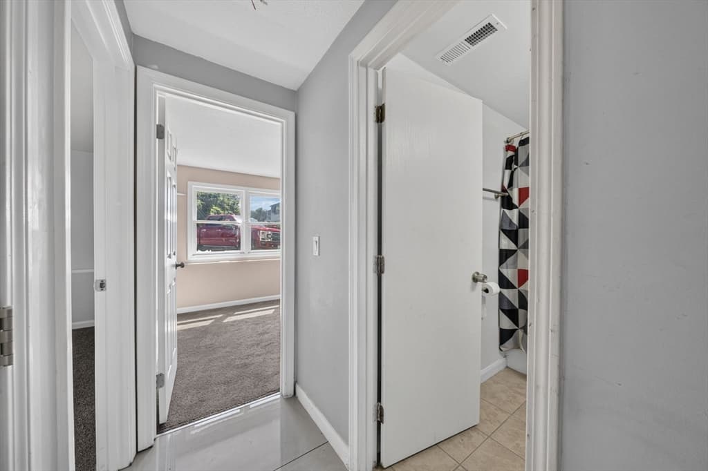 1261 Church St # 15, New Bedford MA 02745 photo 11