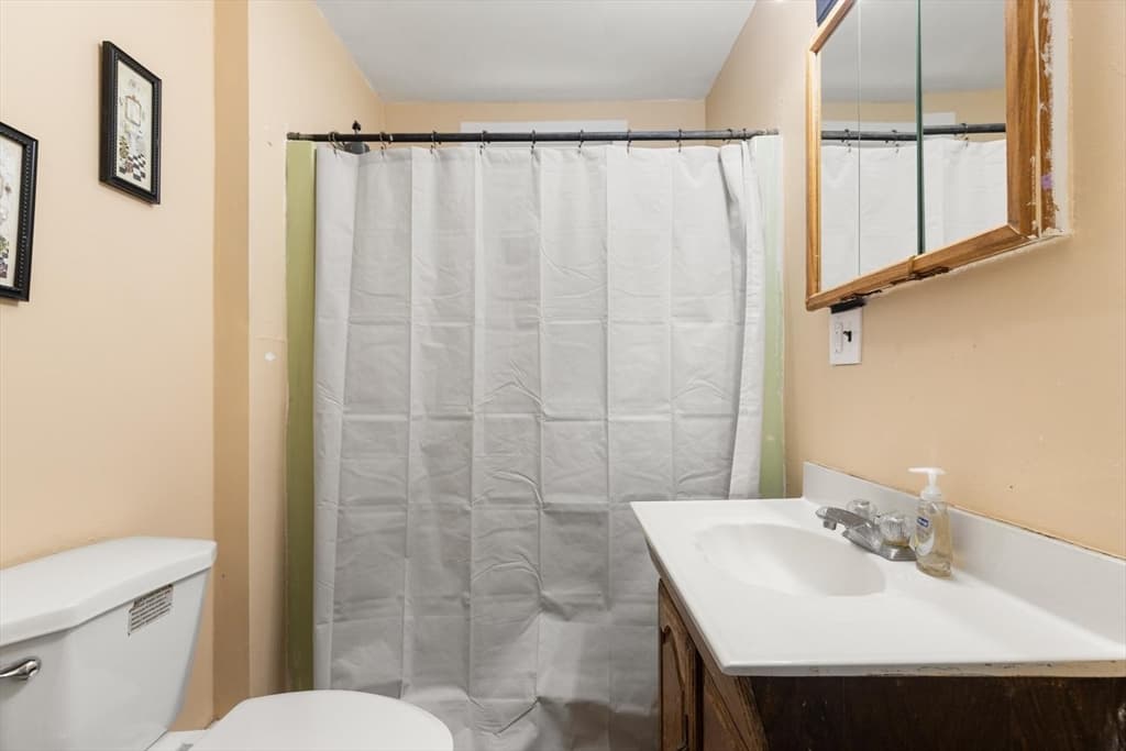 16 Mason St, Beverly MA 01915 photo 32