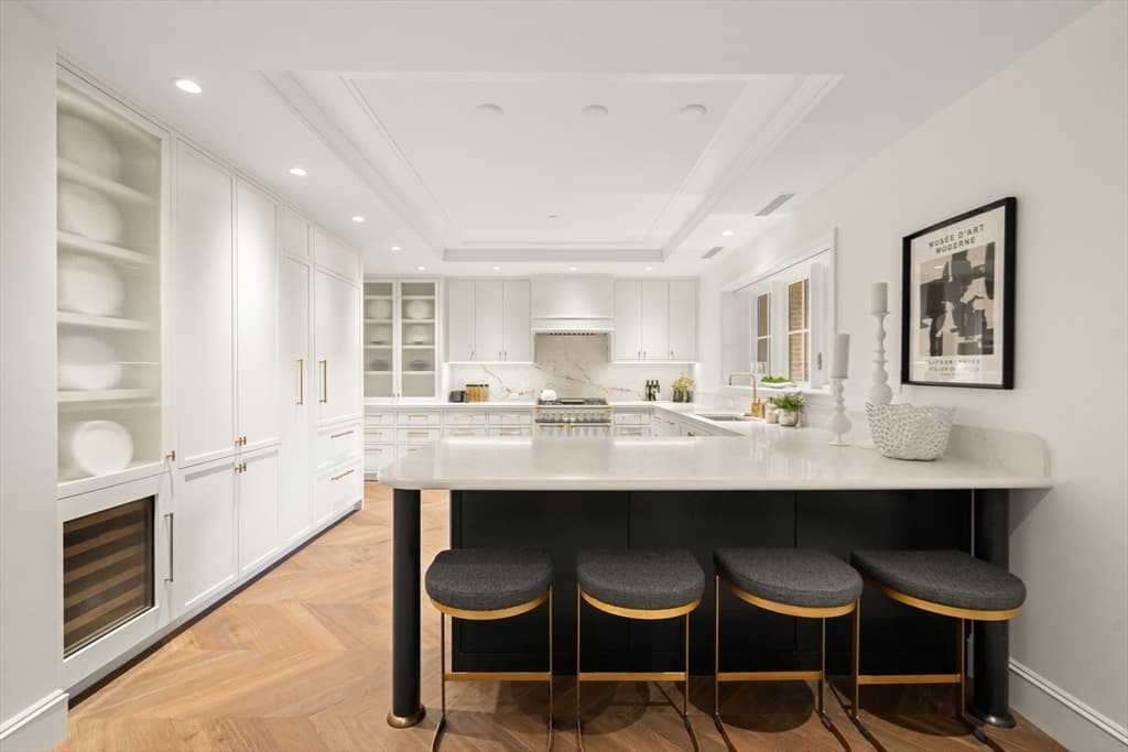 397 Commonwealth Avenue # 3, Boston MA 02215 photo 11