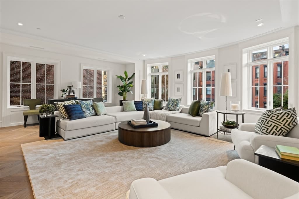 397 Commonwealth Avenue # 3, Boston MA 02215 photo 4