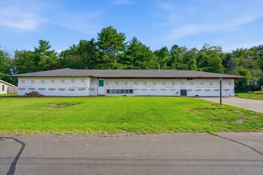 5 Richard Rd, Hingham MA 02043
