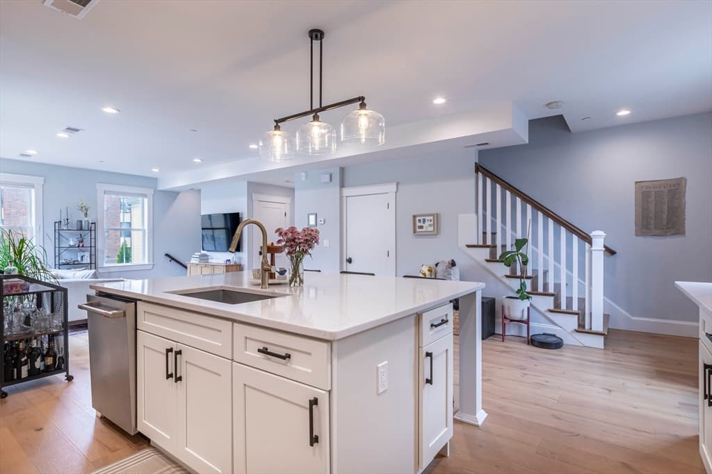 66 Fawndale Rd # 3, Boston MA 02131 photo 9