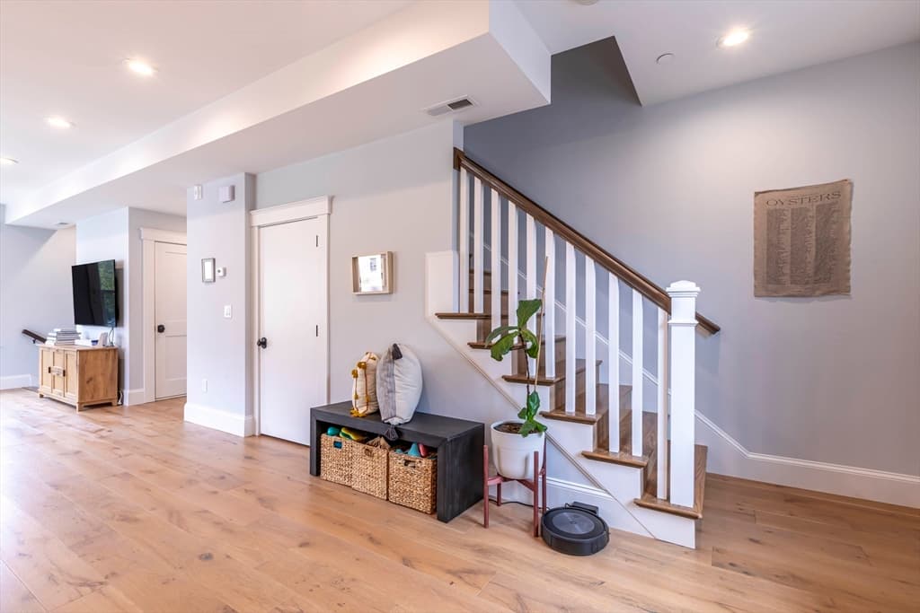 66 Fawndale Rd # 3, Boston MA 02131 photo 19